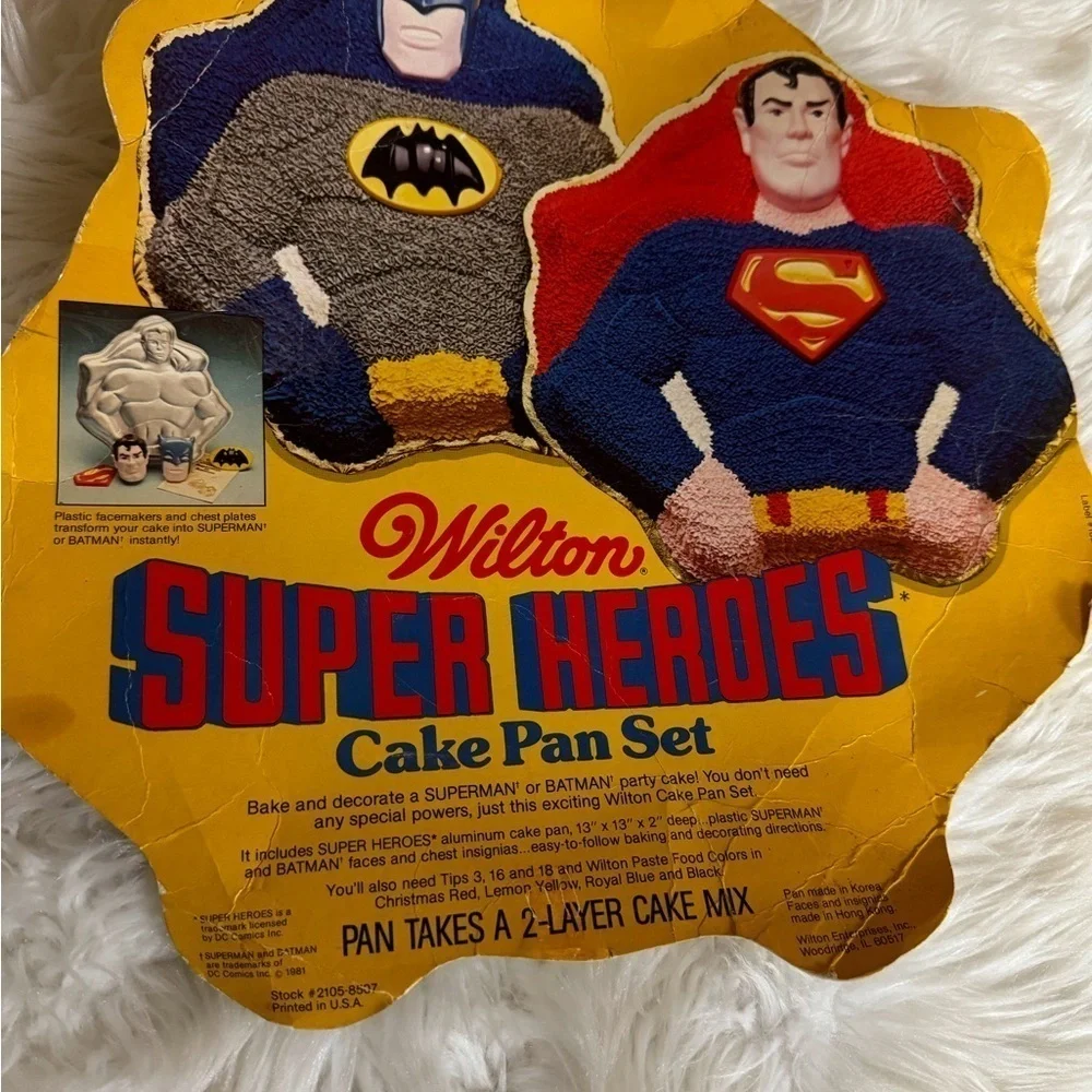 Vintage Wilton Super Heroes cake pan for Superman or Batman cake